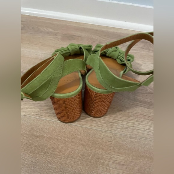 Sezane Armony Heels - Green Suede - Picture 10 of 15